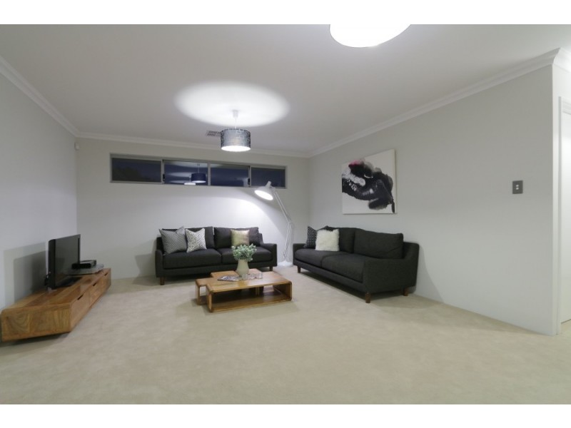22B Searle Rd, Ardross WA 6153