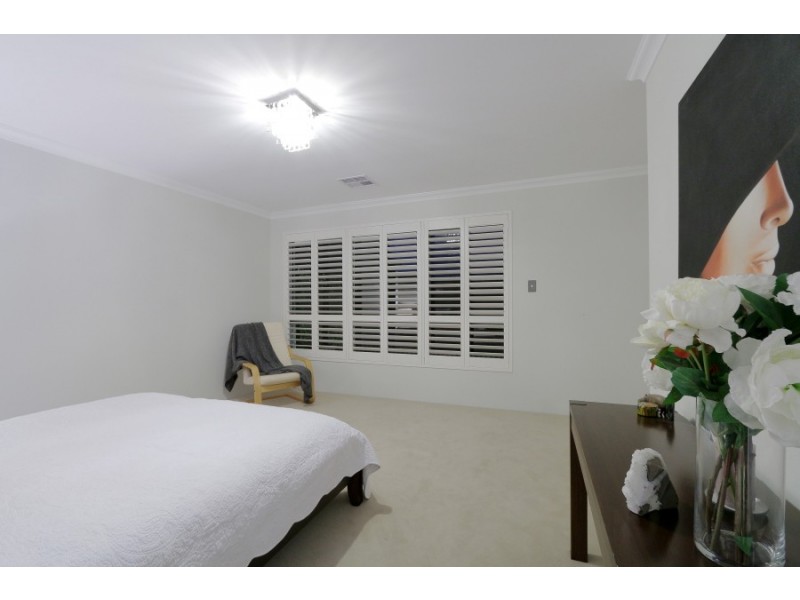 22B Searle Rd, Ardross WA 6153