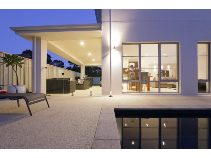 22B Searle Rd, Ardross WA 6153