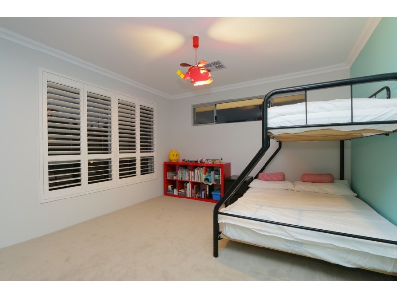 22B Searle Rd, Ardross WA 6153