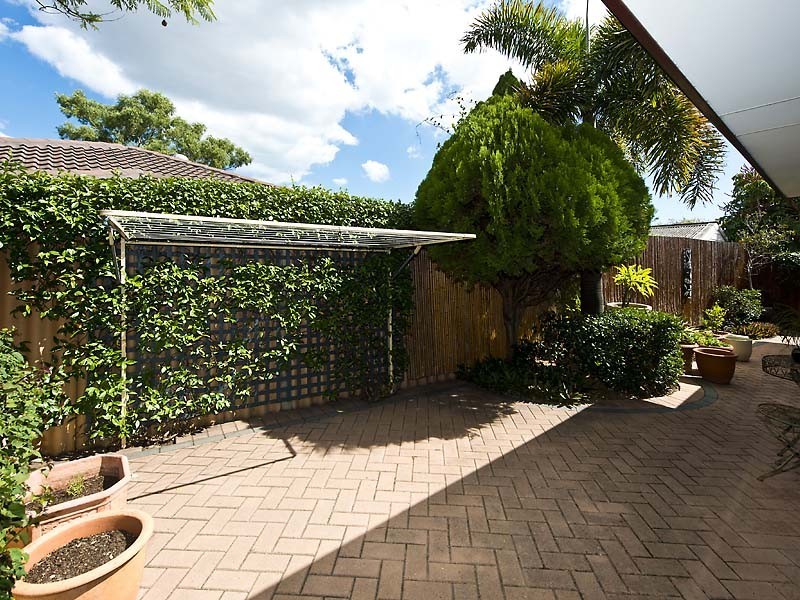14a Sergeant Rd, Melville WA 6156