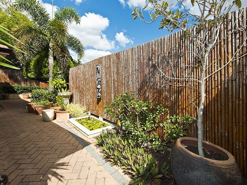 14a Sergeant Rd, Melville WA 6156