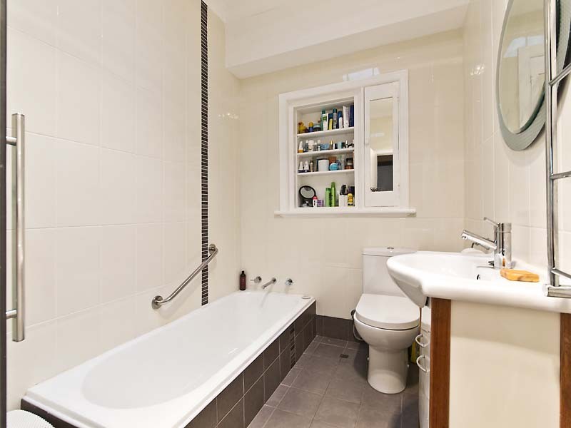 21 Raymond Street, Mount Pleasant WA 6153