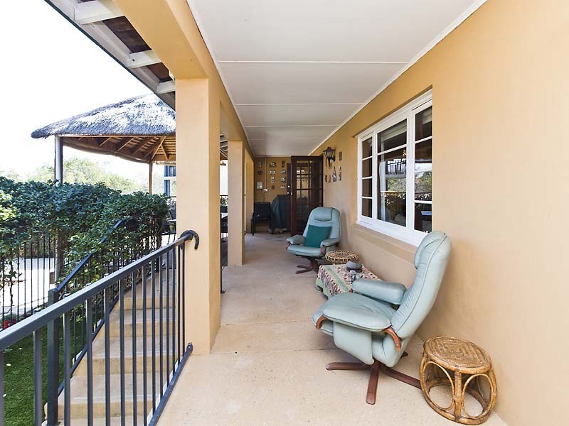 21 Raymond Street, Mount Pleasant WA 6153