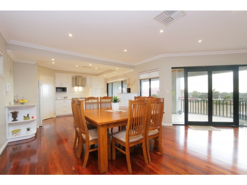 38A Joiner St, Melville WA 6156