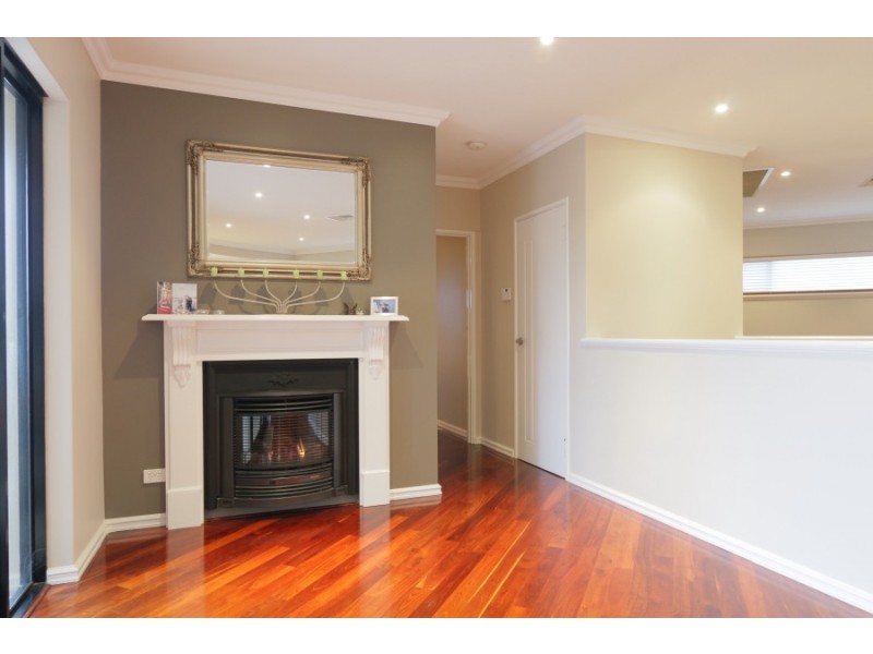 38A Joiner St, Melville WA 6156