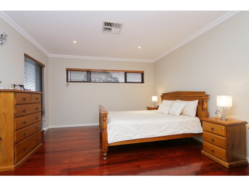 38A Joiner St, Melville WA 6156