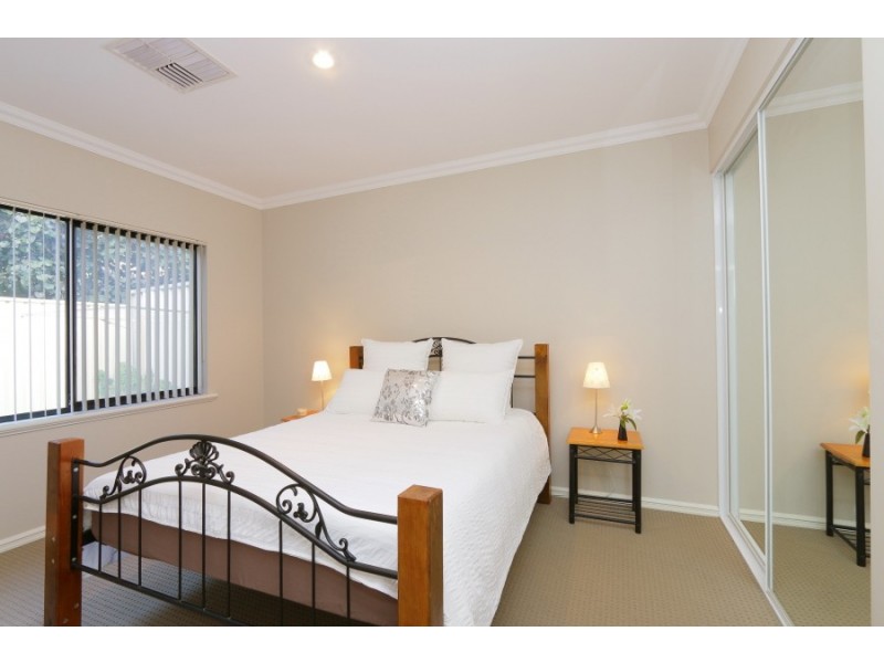 38A Joiner St, Melville WA 6156