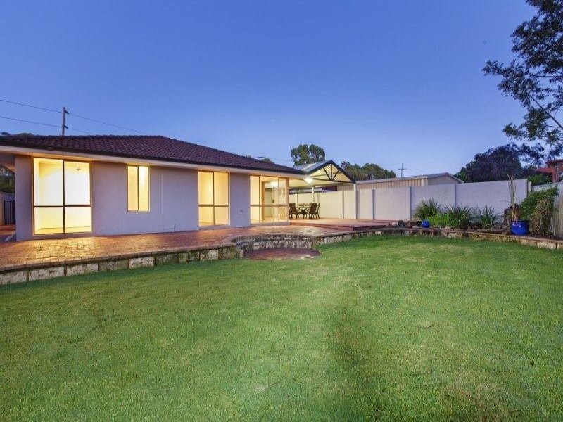 42 Bibra Drive, Bibra Lake WA 6163