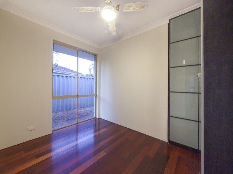 42 Bibra Drive, Bibra Lake WA 6163