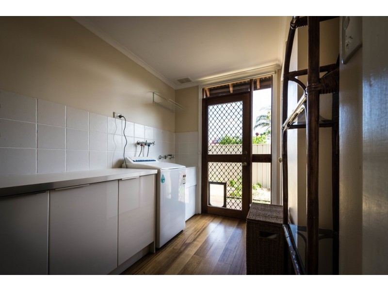 68a Lamond Street, Alfred Cove WA 6154