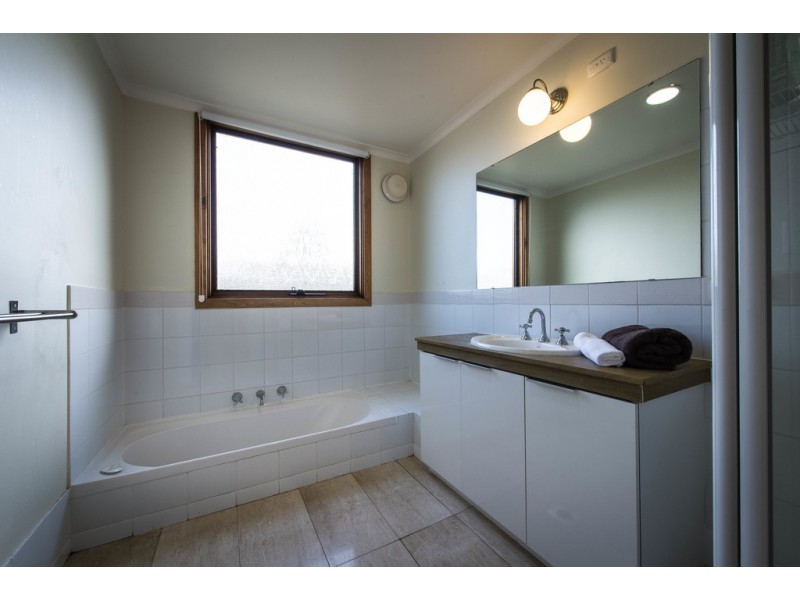 68a Lamond Street, Alfred Cove WA 6154
