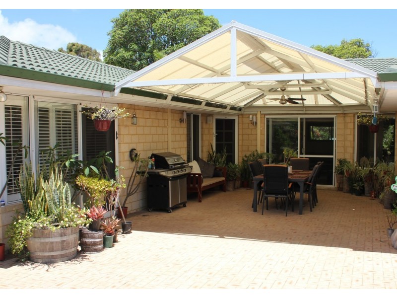 21 Alison Road, Attadale WA 6156