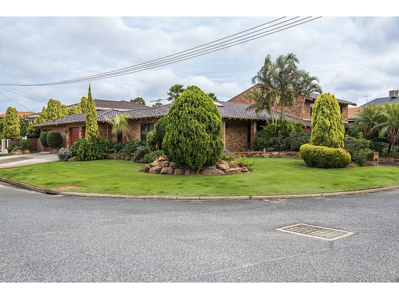 19 Earlston Way, Booragoon WA 6154