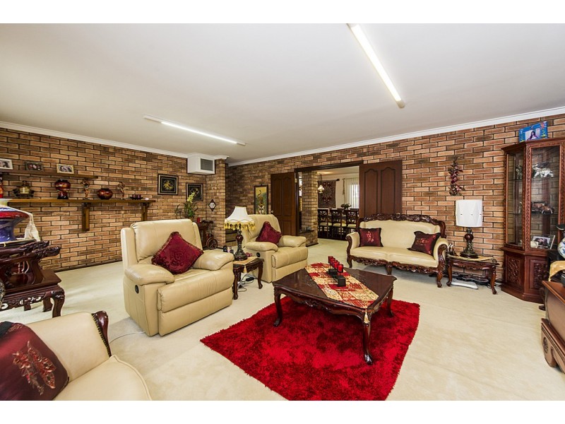 19 Earlston Way, Booragoon WA 6154