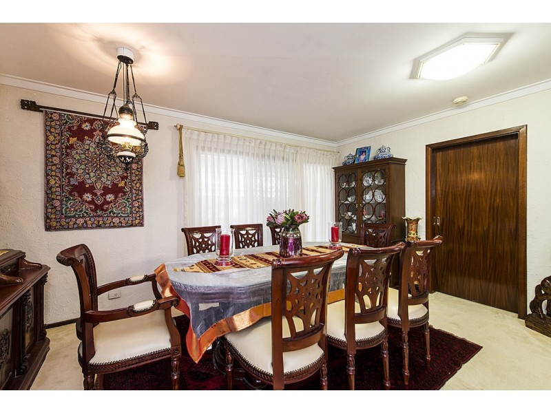 19 Earlston Way, Booragoon WA 6154