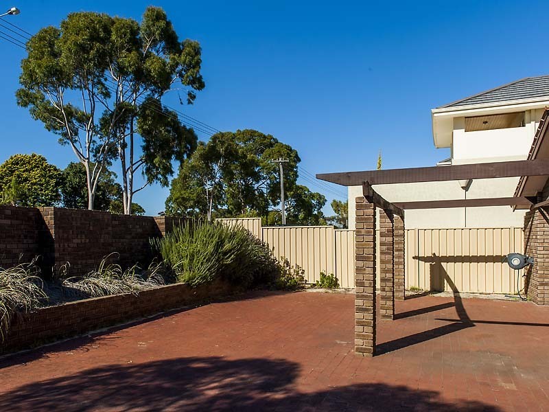 167 Riseley Street, Booragoon WA 6154