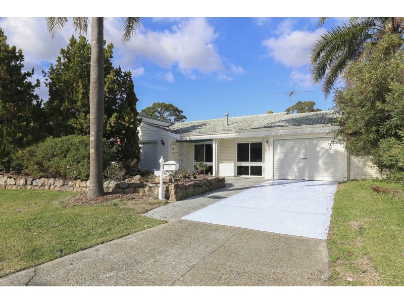 27 Chetwynd Way, Booragoon WA 6154