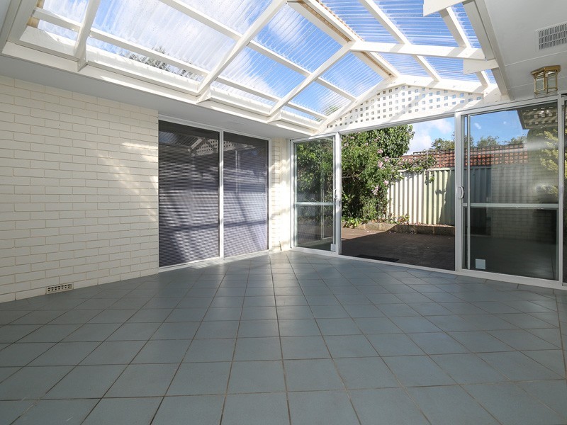 27 Chetwynd Way, Booragoon WA 6154