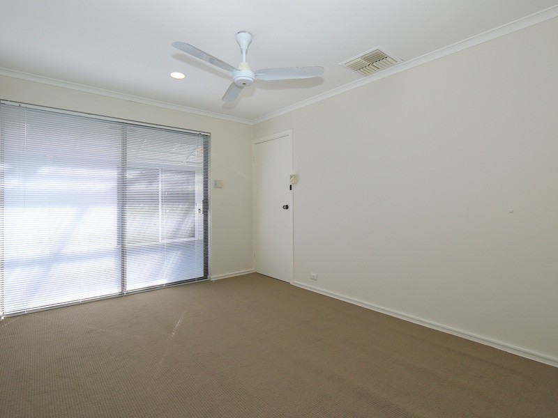 27 Chetwynd Way, Booragoon WA 6154