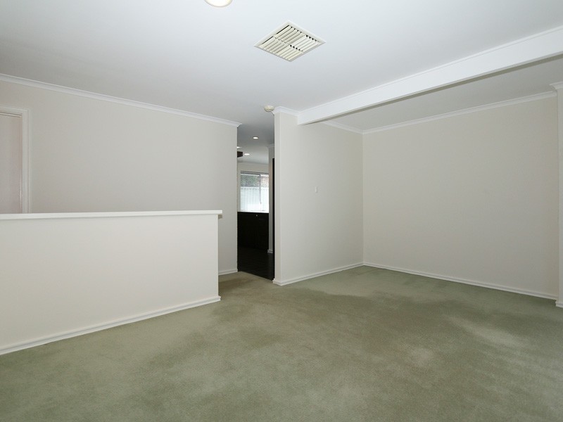 27 Chetwynd Way, Booragoon WA 6154