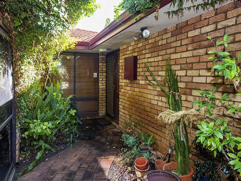 41 Findlay Road, Leeming WA 6149