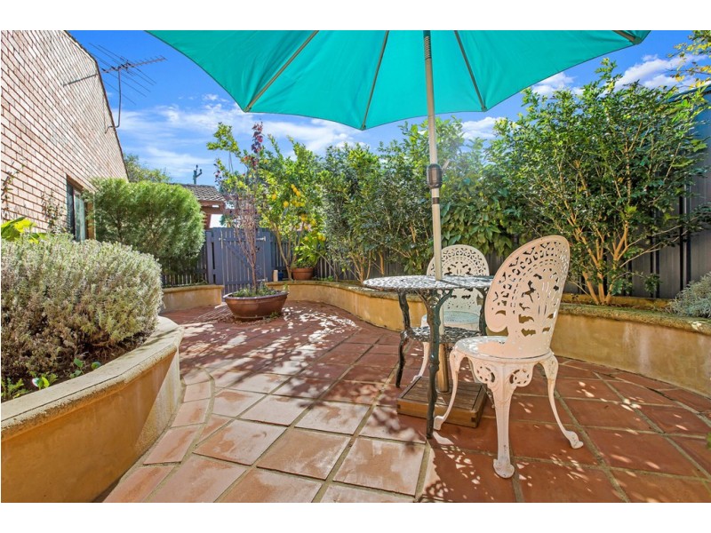 9/9 Luffingham Street, Melville WA 6156