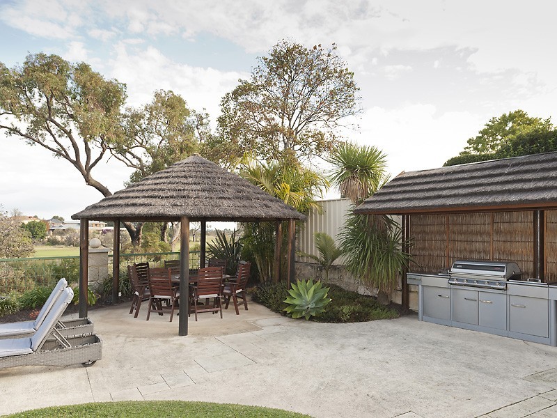 60 Glen Iris Drive, Jandakot WA 6164