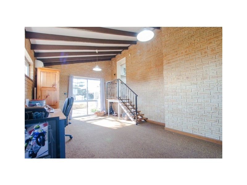 46 Ahern Street, Hamilton Hill WA 6163