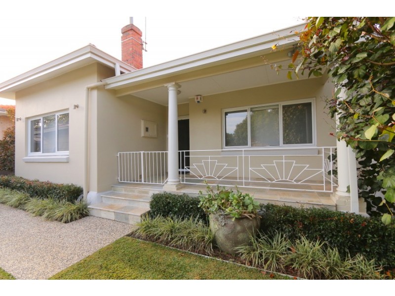 15 Alison Road, Attadale WA 6156