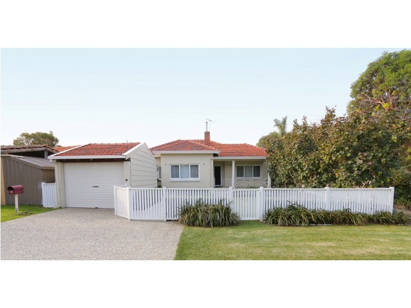 15 Alison Road, Attadale WA 6156