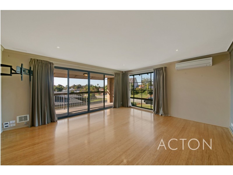 11 Mosey Court, Bull Creek WA 6149