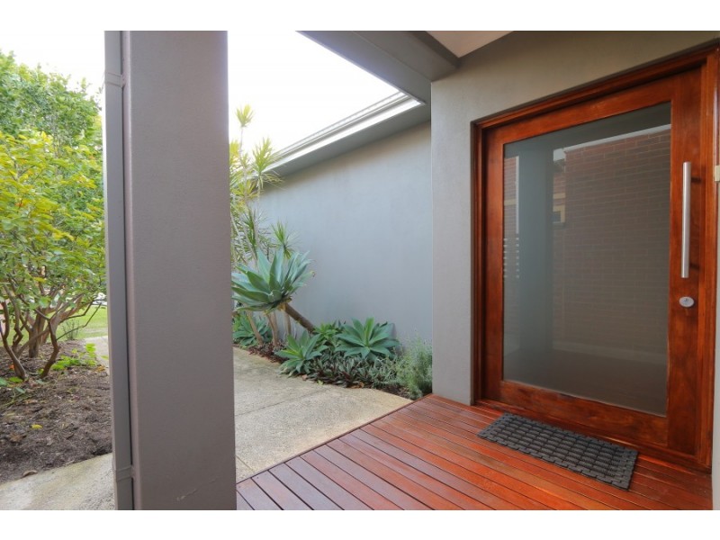 12A Clydesdale  Street, Alfred Cove WA 6154