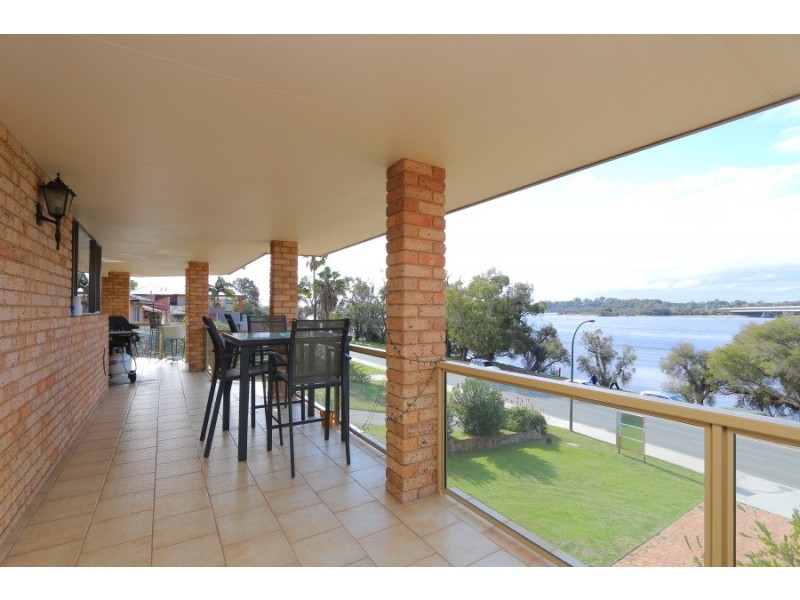 217 The Esplanade, Mount Pleasant WA 6153