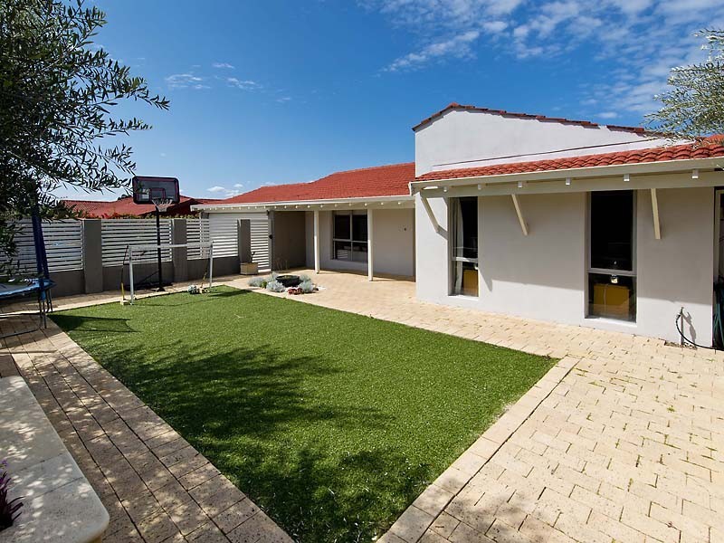 13 Marcus Avenue, Booragoon WA 6154