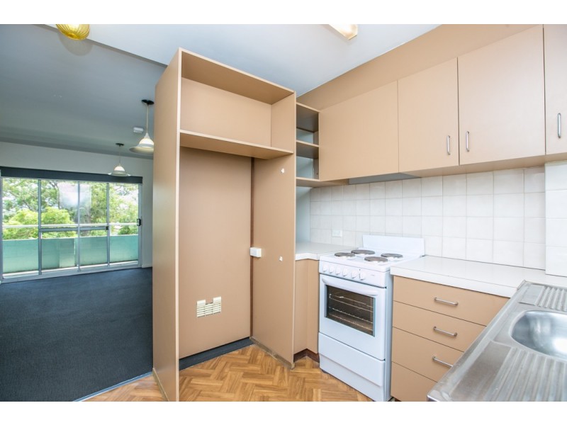 11/51 Riversdale Road, Rivervale WA 6103