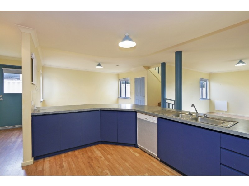 168a Kitchener Road, Alfred Cove WA 6154