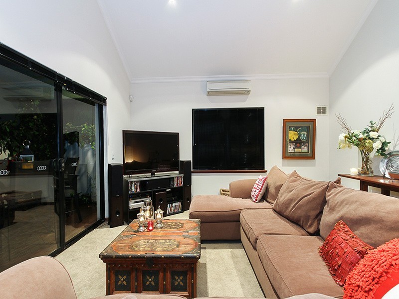 10B Curruthers Road, Mount Pleasant WA 6153