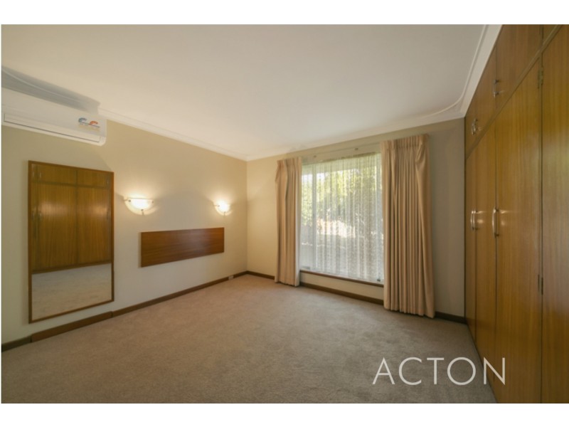 122 Riseley Street, Ardross WA 6153