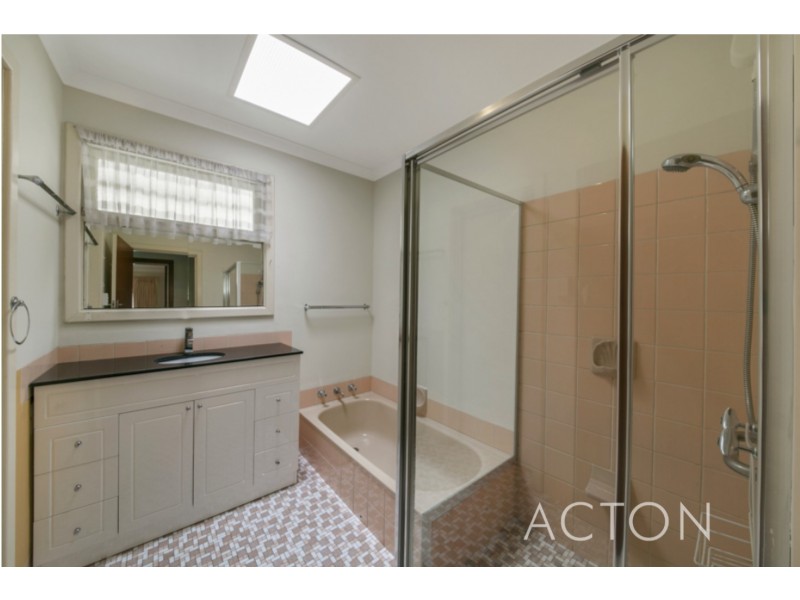 122 Riseley Street, Ardross WA 6153