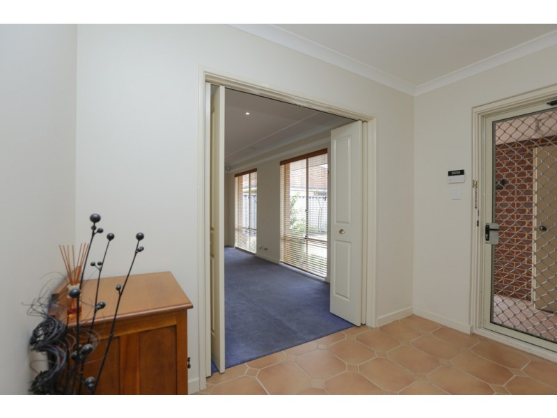 7B Davy Street, Alfred Cove WA 6154