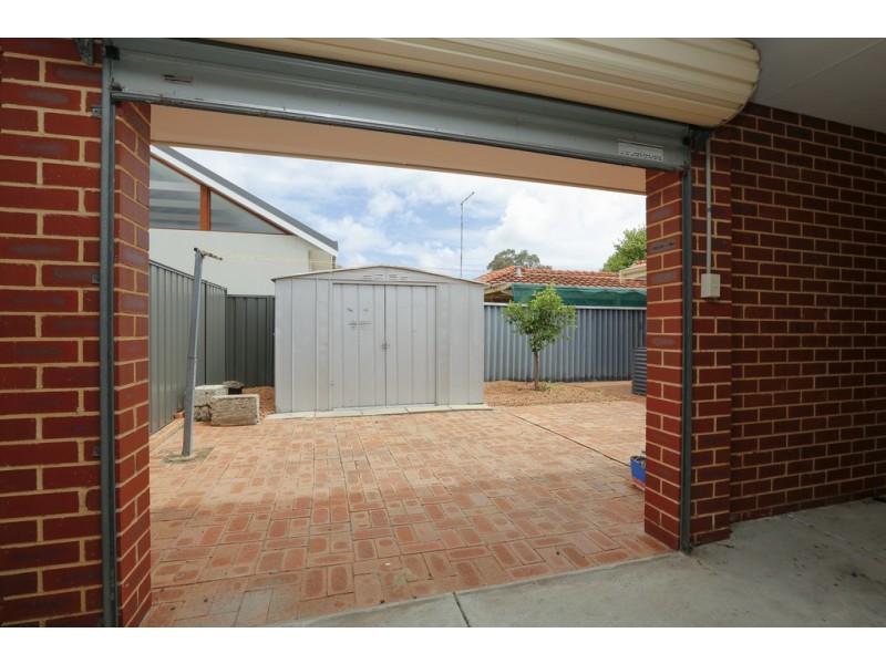 7B Davy Street, Alfred Cove WA 6154