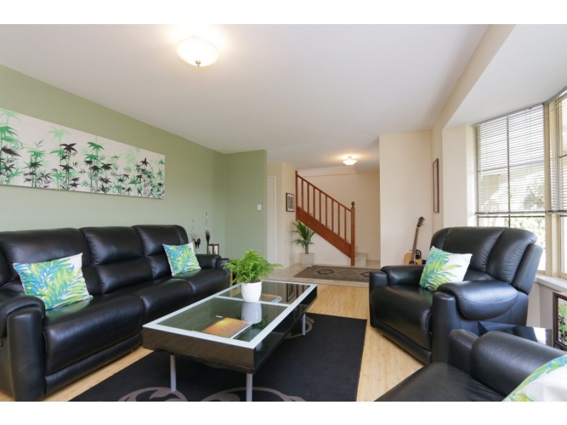 9 Jessica Court, Munster WA 6166