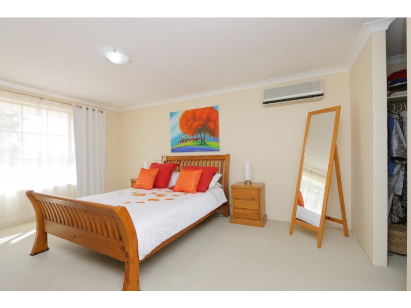 9 Jessica Court, Munster WA 6166