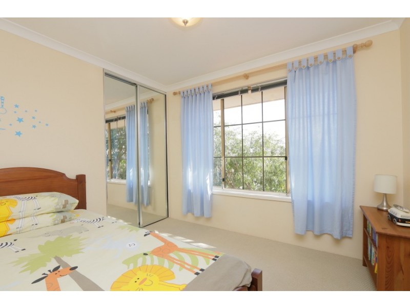 9 Jessica Court, Munster WA 6166