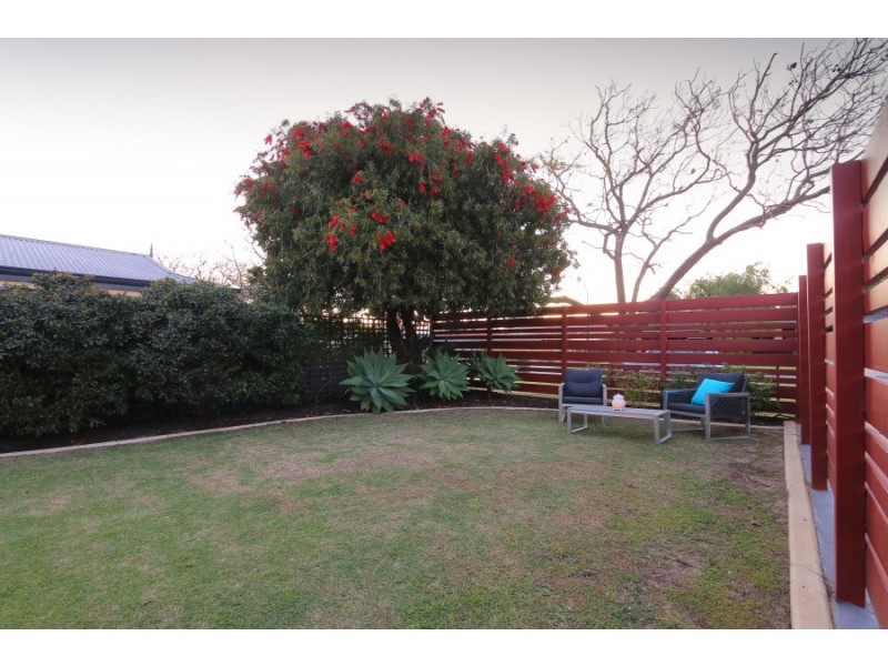 27B Jagoe Loop, Willagee WA 6156