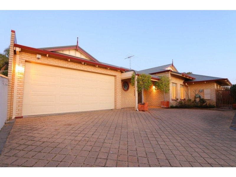 6A Hope Road, Palmyra WA 6157