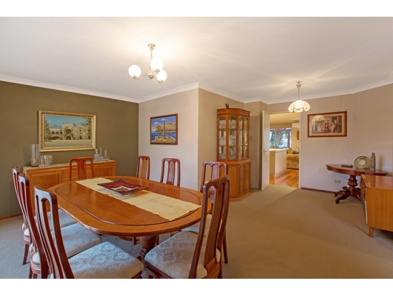 11 Waring Way, Kardinya WA 6163