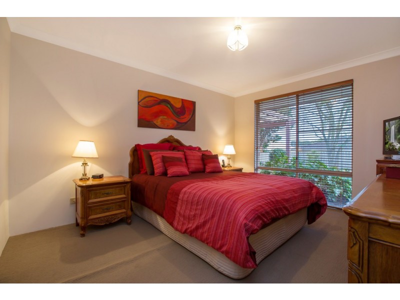 11 Waring Way, Kardinya WA 6163