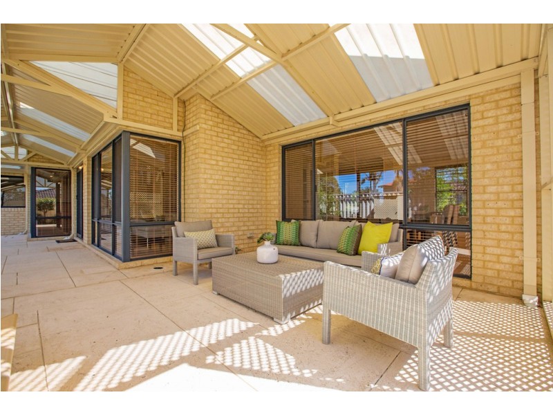 14 Lutey Road, Attadale WA 6156